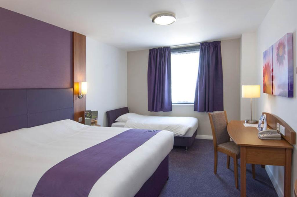 Premier Inn Swanley Rum bild