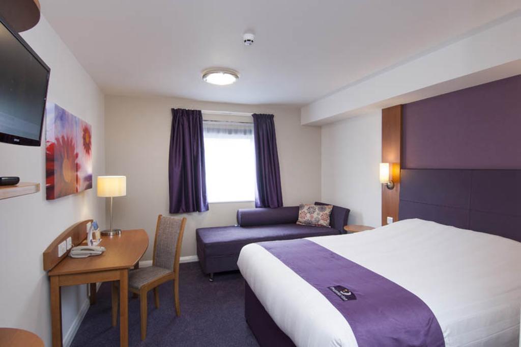 Premier Inn Swanley Rum bild
